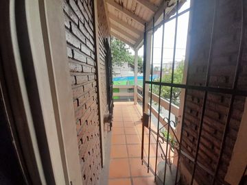 Venta - Casa en Haedo 5 ambientes.