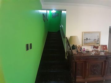 Venta - Casa en Haedo 5 ambientes.