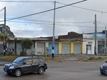 Local en  Fortunato de la Plaza y Magnasco