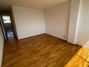 Departamento en venta en la exclusiva colonia Guadalupe Inn