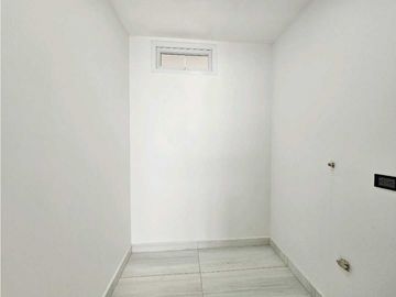 Venta de casa en Ciudad del Mar, amplia, acogedora y con piscina