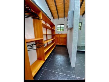 FINCA PARA LA VENTA ENTRE VENECIA Y BOLOMBO-S366