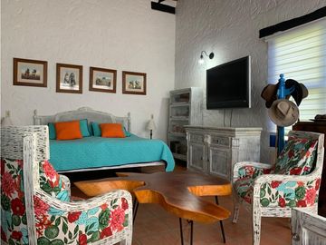 FINCA PARA LA VENTA ENTRE VENECIA Y BOLOMBO-S366