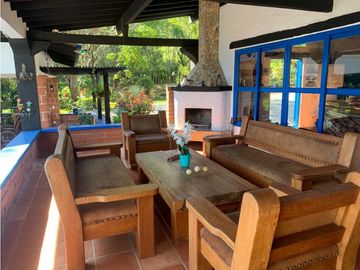 FINCA PARA LA VENTA ENTRE VENECIA Y BOLOMBO-S366
