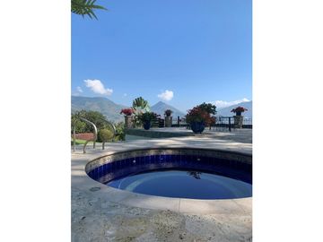 FINCA PARA LA VENTA ENTRE VENECIA Y BOLOMBO-S366