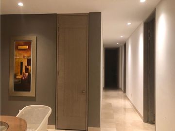 SE VENDE LUJOSO APARTAMENTO EN EL SECTOR GOLF