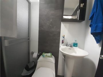Se vende casa de 4 niveles en Urapanes, VILLAMARA