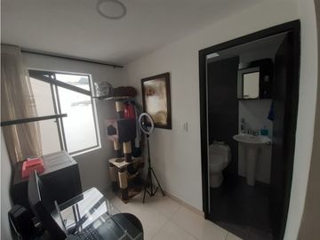 Se vende casa de 4 niveles en Urapanes, VILLAMARA