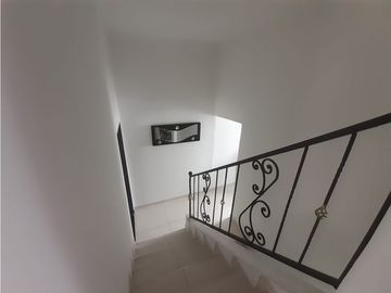 Se vende casa de 4 niveles en Urapanes, VILLAMARA