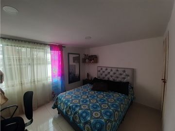 Se vende casa de 4 niveles en Urapanes, VILLAMARA