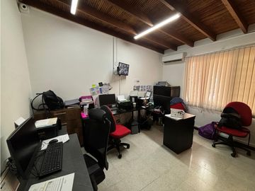 VENTA CASA UNIFAMILIAR LAURELES ESTADIO PARA CONSTRUIR EXCEL UBICACIÓN