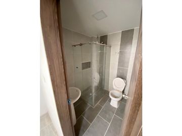 SE VENDE EDIFICIO EN URAPANES, VILLAMARA