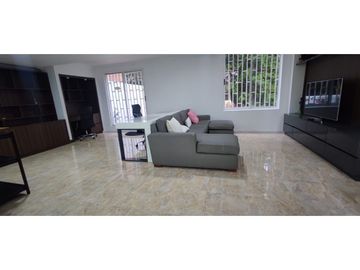 CASA EN CONDOMINIO EN EL POBLADO CERCA DEL CLUB CAMPESTRE NEGOCIBALE