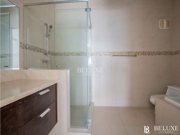 VENDO APARTAMENTO EN PUNTA PACFICA PH OCEANAIRE  (6)