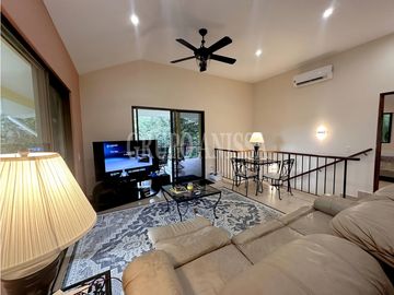 Oportunidad! Se Vende Hermosa Casa en Altos del Maria