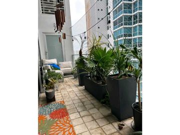 Venta de Loft en Pacific Village, Punta Pacífica, Cod-J205
