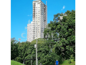 APARTAMENTOS CON ACCESO DIRECTO AL PARQUE OMAR