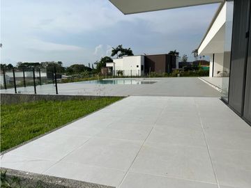 Casa campestre en condominio para la venta en Cerritos, Pereira!!!