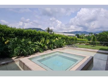 Casa campestre en condominio para la venta en Combia,Pereira!!!