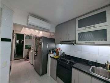 SE VENDE CASA EN LA CASTELLANA AMPLIADA
