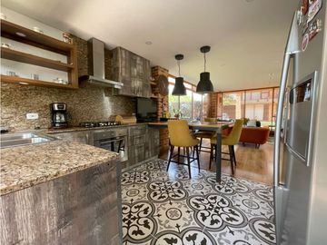 Vendemos hermosa casa en Chia