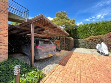 Vendemos hermosa casa en Chia