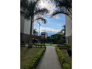 VENDO HERMOSO APARTAMENTO 4TO PISO VALLE DEL LILI SM 8295574