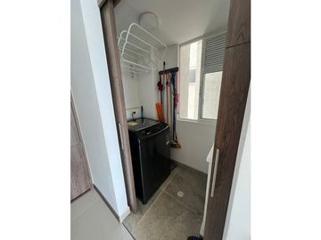 VENDO HERMOSO APARTAMENTO 4TO PISO VALLE DEL LILI SM 8295574