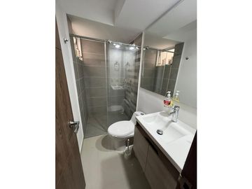 VENDO HERMOSO APARTAMENTO 4TO PISO VALLE DEL LILI SM 8295574