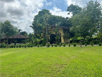 Se Vende Finca Hotel La Tebaida Quindío