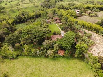 Se Vende Finca Hotel La Tebaida Quindío