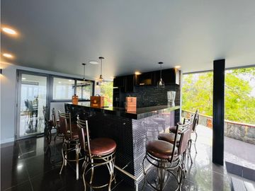 Casa Amoblada en alquiler Medellin, Las palmas