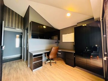 Casa Amoblada en alquiler Medellin, Las palmas