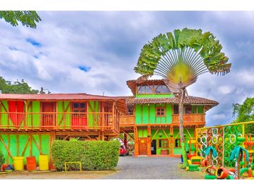Se Vende Hotel Campestre Camping Quimbaya Quindio