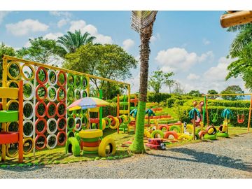 Se Vende Hotel Campestre Camping Quimbaya Quindio