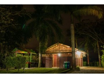 Se Vende Hotel Campestre Camping Quimbaya Quindio