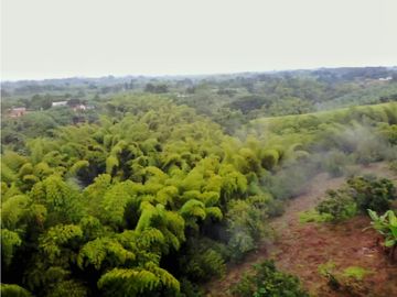 Se Vende Lote Sub-Urbano para Condominio Cerrado El Caimo Armenia