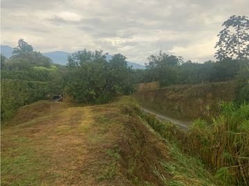 Se Vende Lote Sub-Urbano para Condominio Cerrado El Caimo Armenia