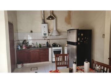 Vendo Casa 3 dor + Local Comercial Bº San Vicente Escritura