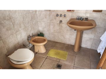 Vendo Casa 3 dor + Local Comercial Bº San Vicente Escritura