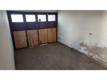 Vendo Casa 3 dor + Local Comercial Bº San Vicente Escritura