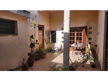 Vendo Casa 3 dor + Local Comercial Bº San Vicente Escritura