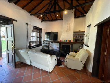 vendo casa finca Rionegro cabeceras de llano Grande. 777 m2