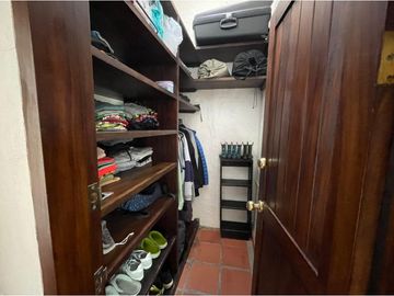 vendo casa finca Rionegro cabeceras de llano Grande. 777 m2