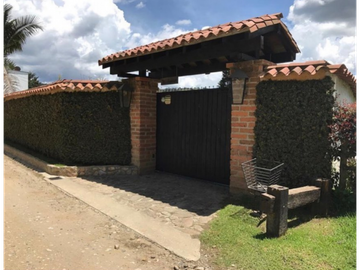vendo casa finca Rionegro cabeceras de llano Grande. 777 m2