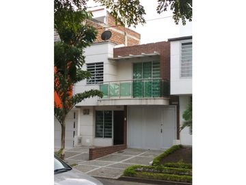 Casa Bifamiliar en Venta Terrazas del Llano - Cartago