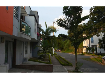 Casa Bifamiliar en Venta Terrazas del Llano - Cartago