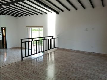 VENTA CASA CAMPESTRE VIA  QUIMBAYA  ALCALA (V.)
