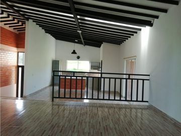 VENTA CASA CAMPESTRE VIA  QUIMBAYA  ALCALA (V.)