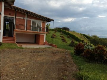 VENTA CASA CAMPESTRE VIA  QUIMBAYA  ALCALA (V.)